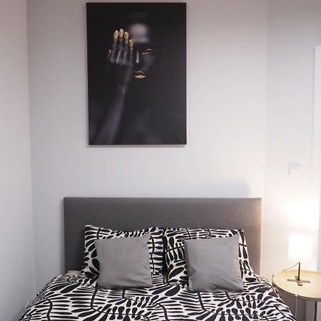Sunapart A 182 Warsaw Luaran gambar