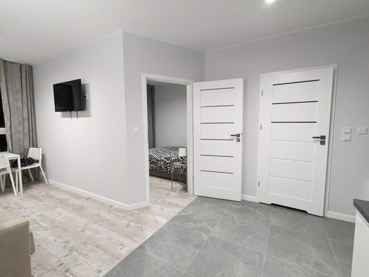 Sunapart A 182 Warsaw Luaran gambar